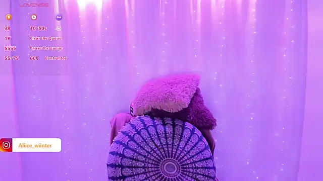 Alice winter  online show from February 2025 09:11:02 PM