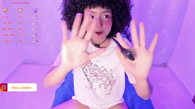 Alice winter  online show from March 2025 10:17:02 PM