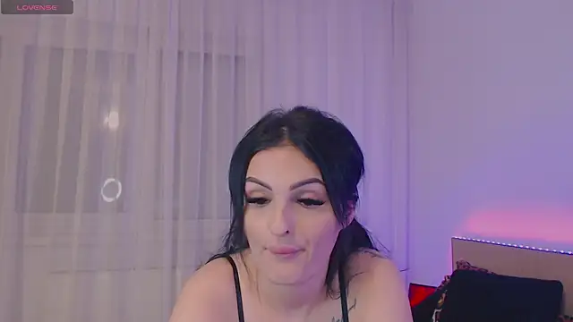 jesselines  online show from November 2025 07:40:02 PM