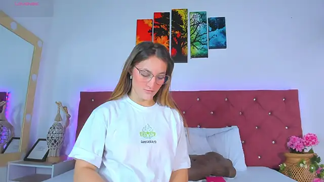 Ruth harvey  online show from September 2025 01:02:02 PM