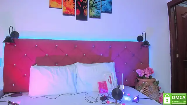 Ruth harvey  online show from December 2025 01:39:02 PM