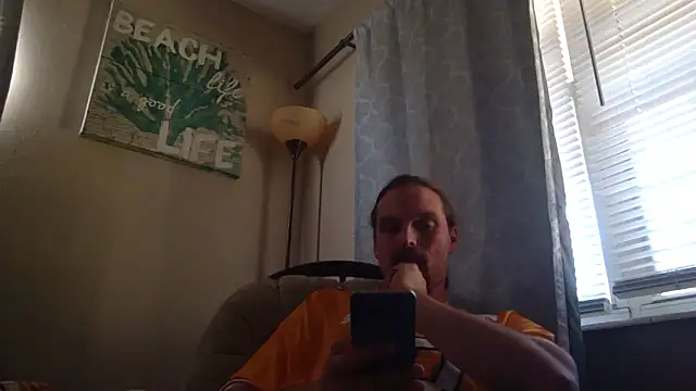 VitaminmanFL online show from November 2025 02:46:01 PM