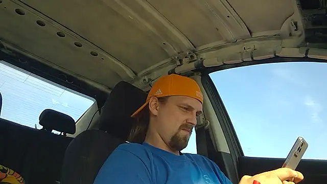 VitaminmanFL online show from November 2025 05:23:01 PM