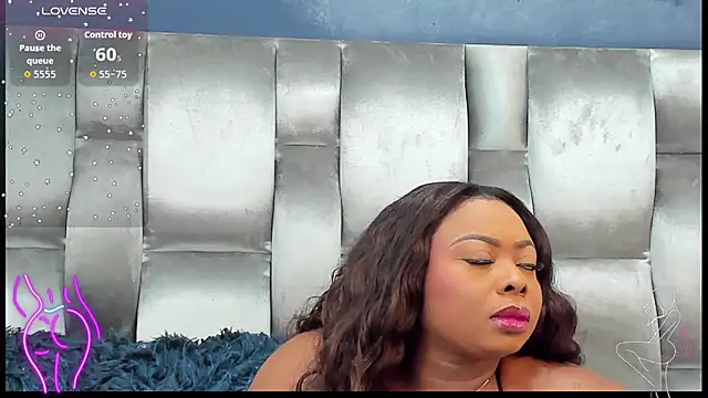 CamilaBenitez online show from September 2025 08:54:01 PM