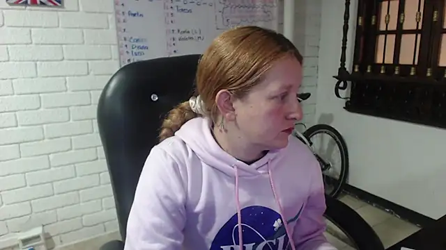 ViioletaMora online show from February 2025 03:09:02 AM