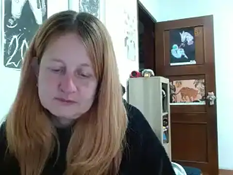 Snapshot of ViioletaMora chatting on April 2026 04:15:01 AM ViioletaMora online show from April 2026 04:15:01 AM
