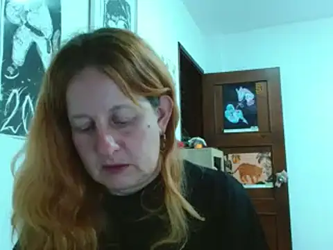 Snapshot of ViioletaMora chatting on April 2026 05:21:02 AM ViioletaMora online show from April 2026 05:21:02 AM