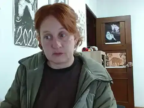 Snapshot of ViioletaMora chatting on April 2026 04:21:02 AM ViioletaMora online show from April 2026 04:21:02 AM