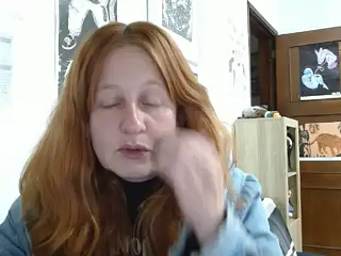 Snapshot of ViioletaMora chatting on May 2026 03:01:01 AM ViioletaMora online show from May 2026 03:01:01 AM