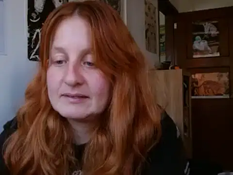Snapshot of ViioletaMora chatting on May 2026 09:33:02 PM ViioletaMora online show from May 2026 09:33:02 PM