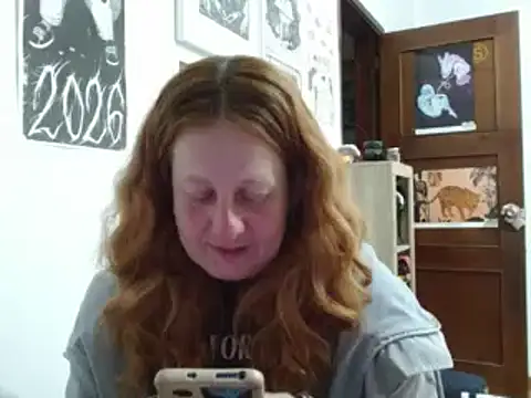 Snapshot of ViioletaMora chatting on June 2026 03:12:01 AM ViioletaMora online show from June 2026 03:12:01 AM