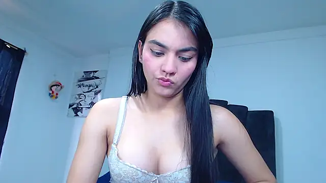 Ariel Zeo1 online show from November 2025 07:25:02 PM