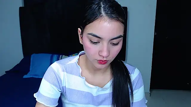 Ariel Zeo1 online show from March 2026 07:19:01 PM