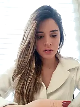 maliciaworld online show from December 2024 06:59:02 PM