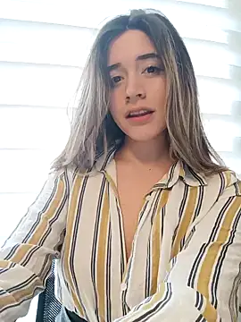 maliciaworld online show from January 2025 05:10:02 PM