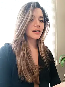 maliciaworld online show from February 2025 05:05:02 PM