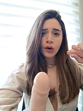 maliciaworld online show from March 2025 06:05:02 PM