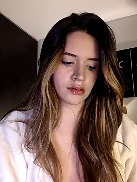 maliciaworld online show from October 2025 11:14:01 PM