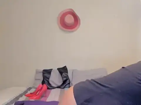AfricanSquirtingQueen online show from June 2026 06:49:01 AM