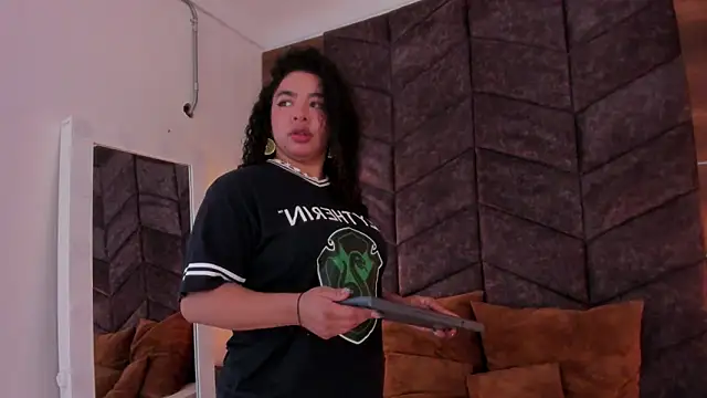 memphiswilliam online show from March 2025 02:46:01 AM