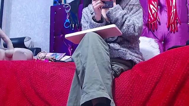 AyshaScott online show from February 2026 01:48:01 PM