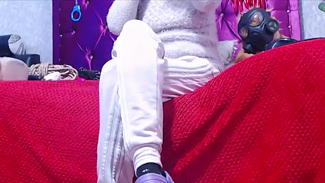 AyshaScott online show from February 2026 01:18:01 PM