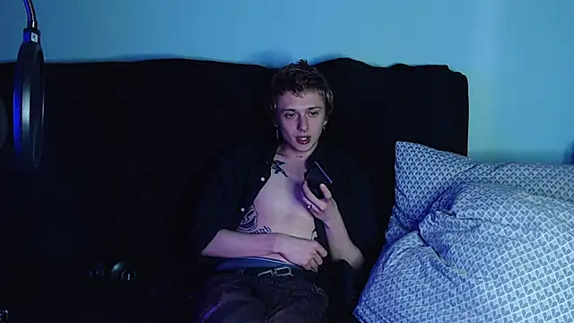 axxxturel online show from December 2024 10:37:02 AM