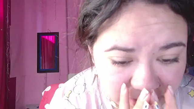 NikkiRous  online show from October 2025 12:26:02 PM