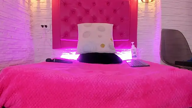 mia 099 online show from March 2025 08:10:02 PM