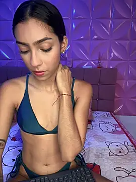 Ema azel online show from January 2025 01:42:02 PM