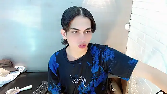 Daniela Pink  online show from September 2025 08:31:01 PM