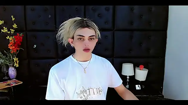 Daniela Pink  online show from March 2026 07:21:02 PM