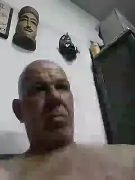 Snapshot of FabiQuilmes chatting on January 2025 12:11:01 AM FabiQuilmes online show from January 2025 12:11:01 AM