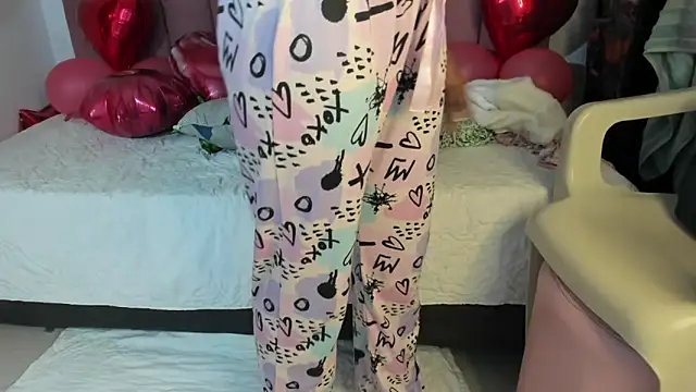 Tahira 21  online show from February 2026 09:00:01 PM