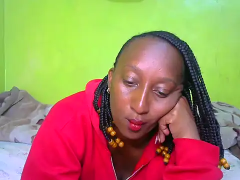 Snapshot of CarlaBeckky chatting on December 2024 07:33:01 PM CarlaBeckky online show from December 2024 07:33:01 PM