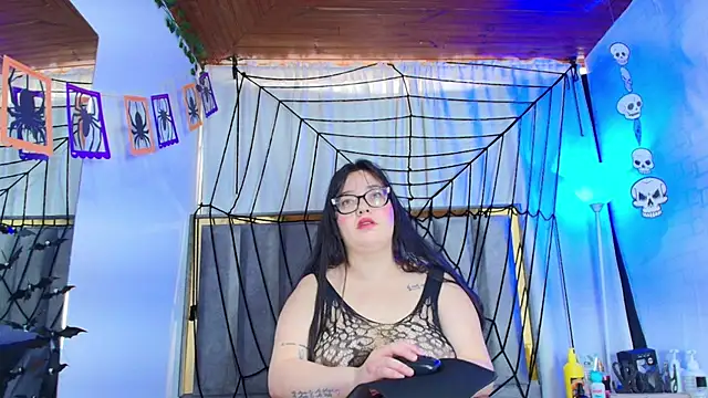 Zoe Curvy online show from October 2025 12:34:02 PM