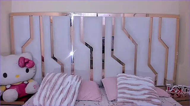 TifanyChill online show from September 2025 07:08:02 PM