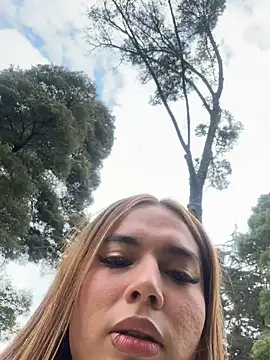 Jules Anderson online show from March 2025 03:28:02 PM