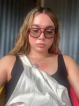 Jules Anderson online show from April 2026 04:26:01 PM