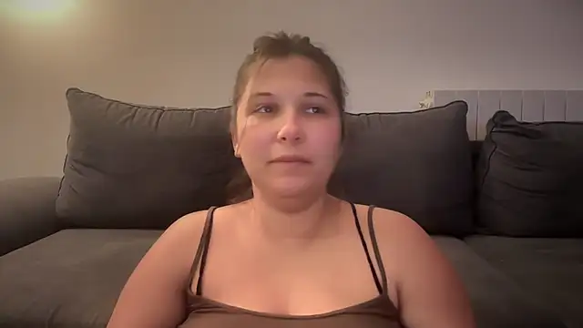 minette-sexy online show from November 2025 05:09:01 PM