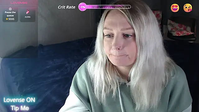 laurynrox online show from November 2025 10:03:02 PM