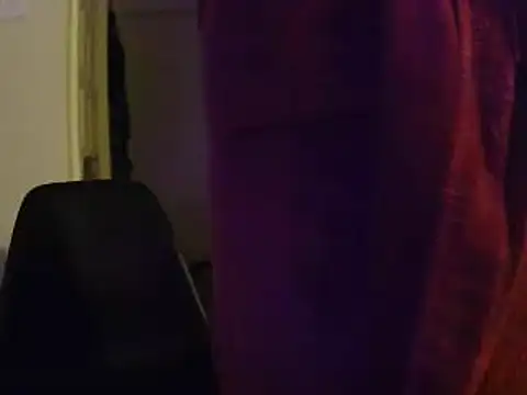 L0cKyseven77 online show from February 2025 12:18:01 AM