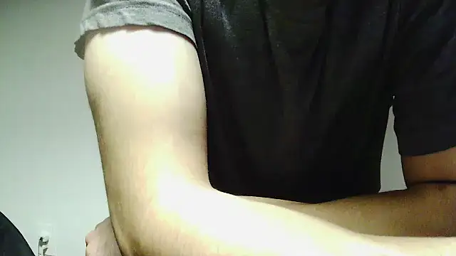 L0cKyseven77 online show from September 2025 12:37:02 AM