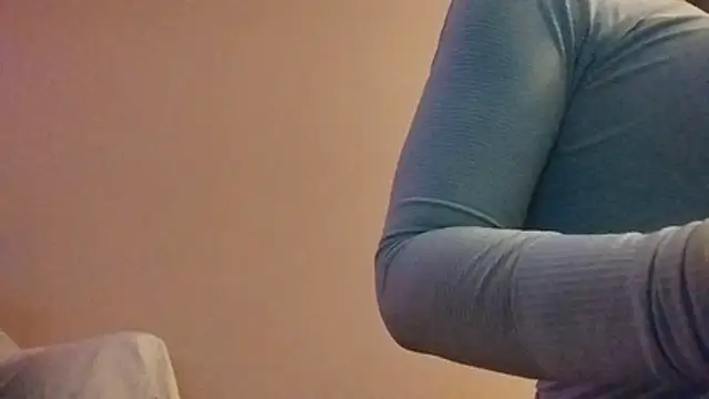 we8camgirl online show from October 2025 01:40:02 PM