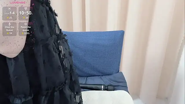 KaleAnisa online show from November 2025 01:04:02 AM