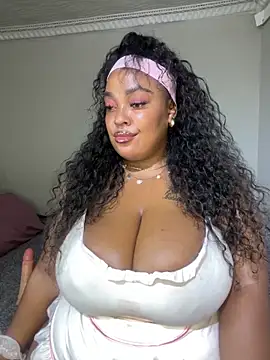 Katamia25 online show from December 2024 07:33:02 AM