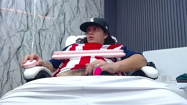 snowflake xxx online show from March 2025 07:57:02 PM