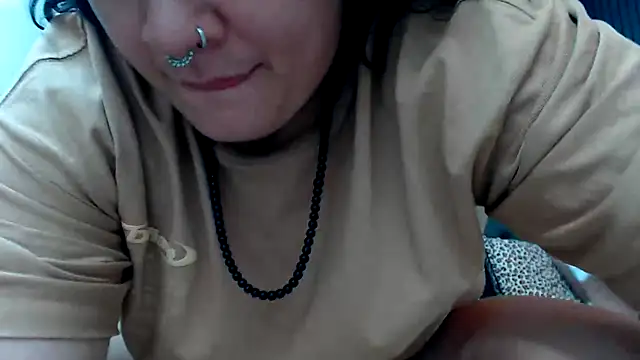 Snapshot of snowflake_xxx chatting on May 2026 02:06:02 AM snowflake xxx online show from May 2026 02:06:02 AM