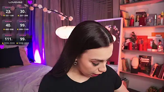 LunaNight online show from February 2025 03:45:01 AM