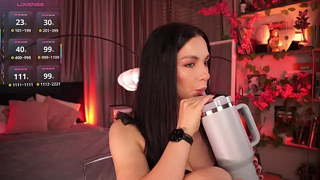 LunaNight online show from September 2025 08:47:02 PM